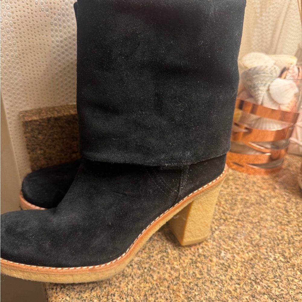 UGG Black Suede Women's Boots Size‎ 9 Beautiful